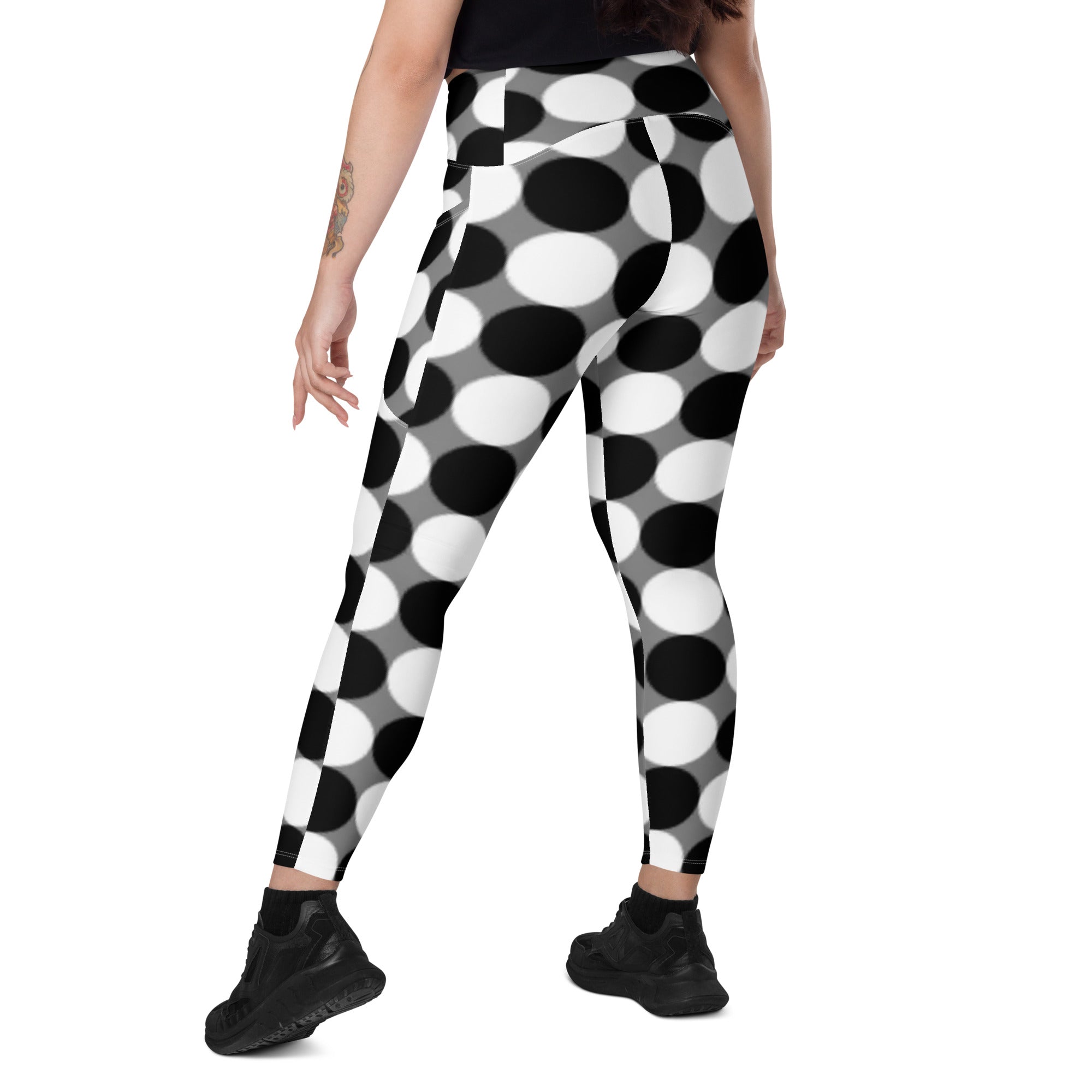 Crossover leggings with pockets