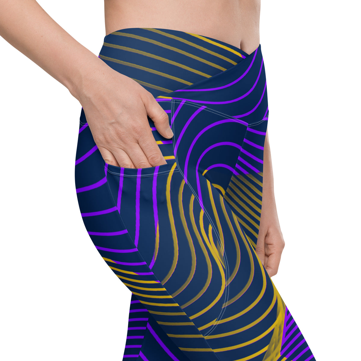 Crossover leggings with pockets