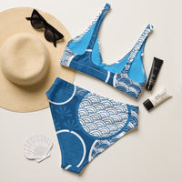 High-waisted bikini