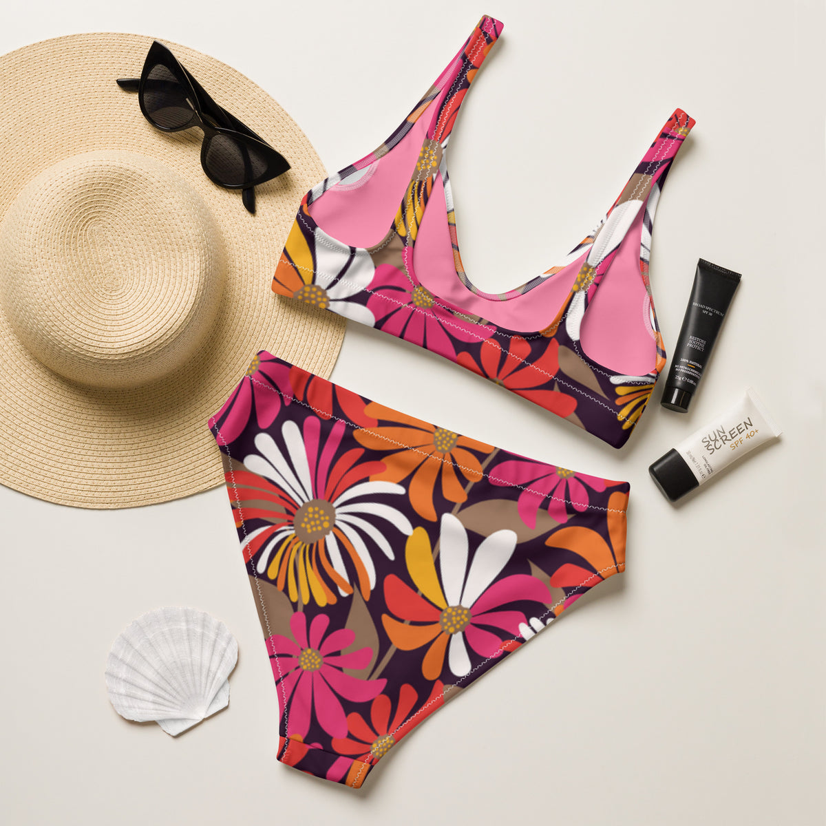 High-waisted bikini