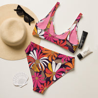 High-waisted bikini