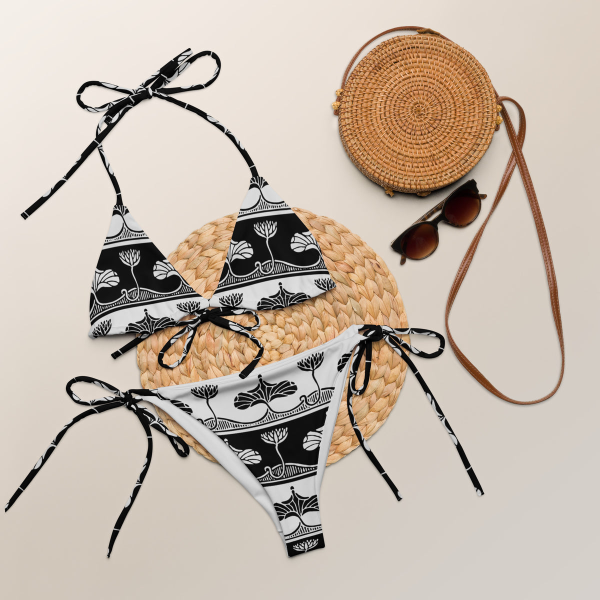 STRING BIKINI