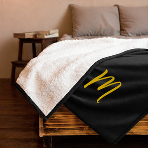 EMBROIDERED PREMIUM SHERPA BLANKET-M