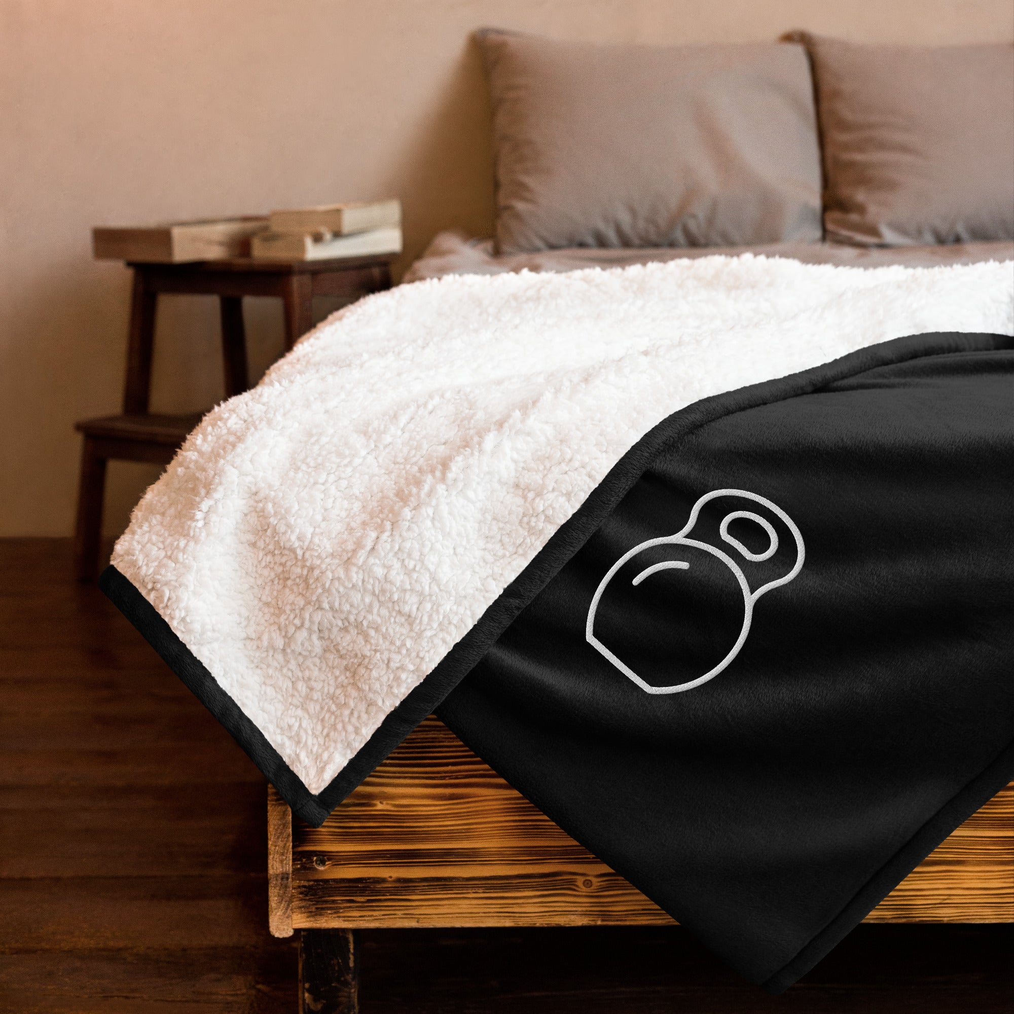 EMBROIDERED PREMIUM SHERPA BLANKET