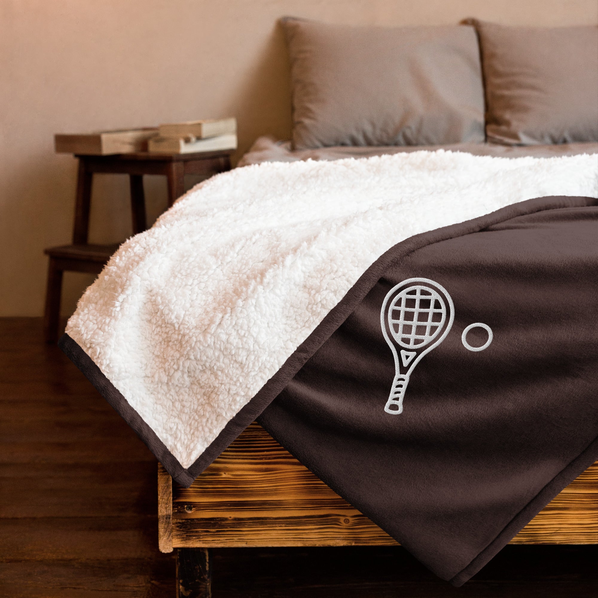 EMBROIDERED PREMIUM SHERPA BLANKET