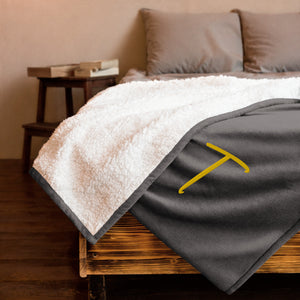 EMBROIDERED PREMIUM SHERPA BLANKET-T