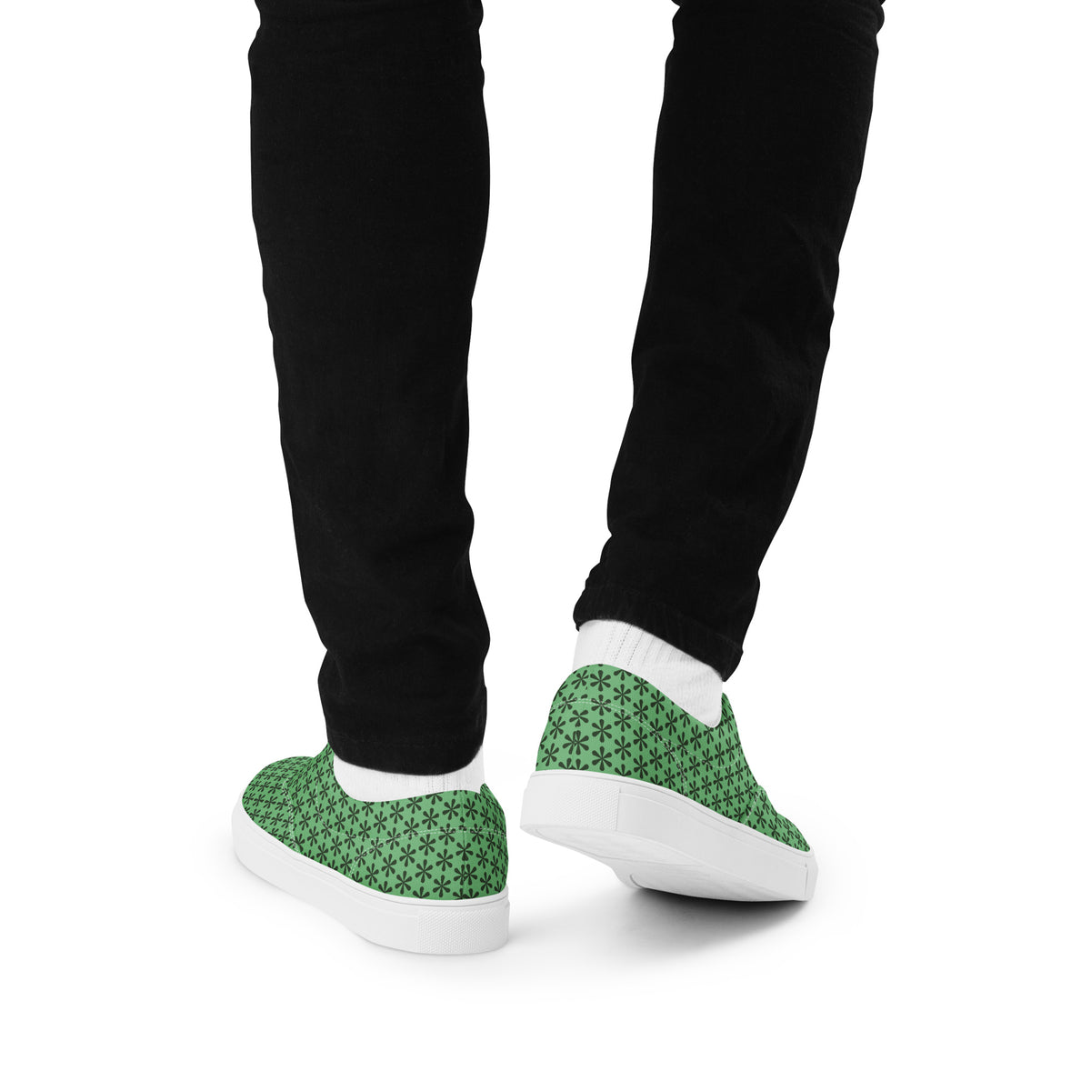 Men’s lace-up canvas