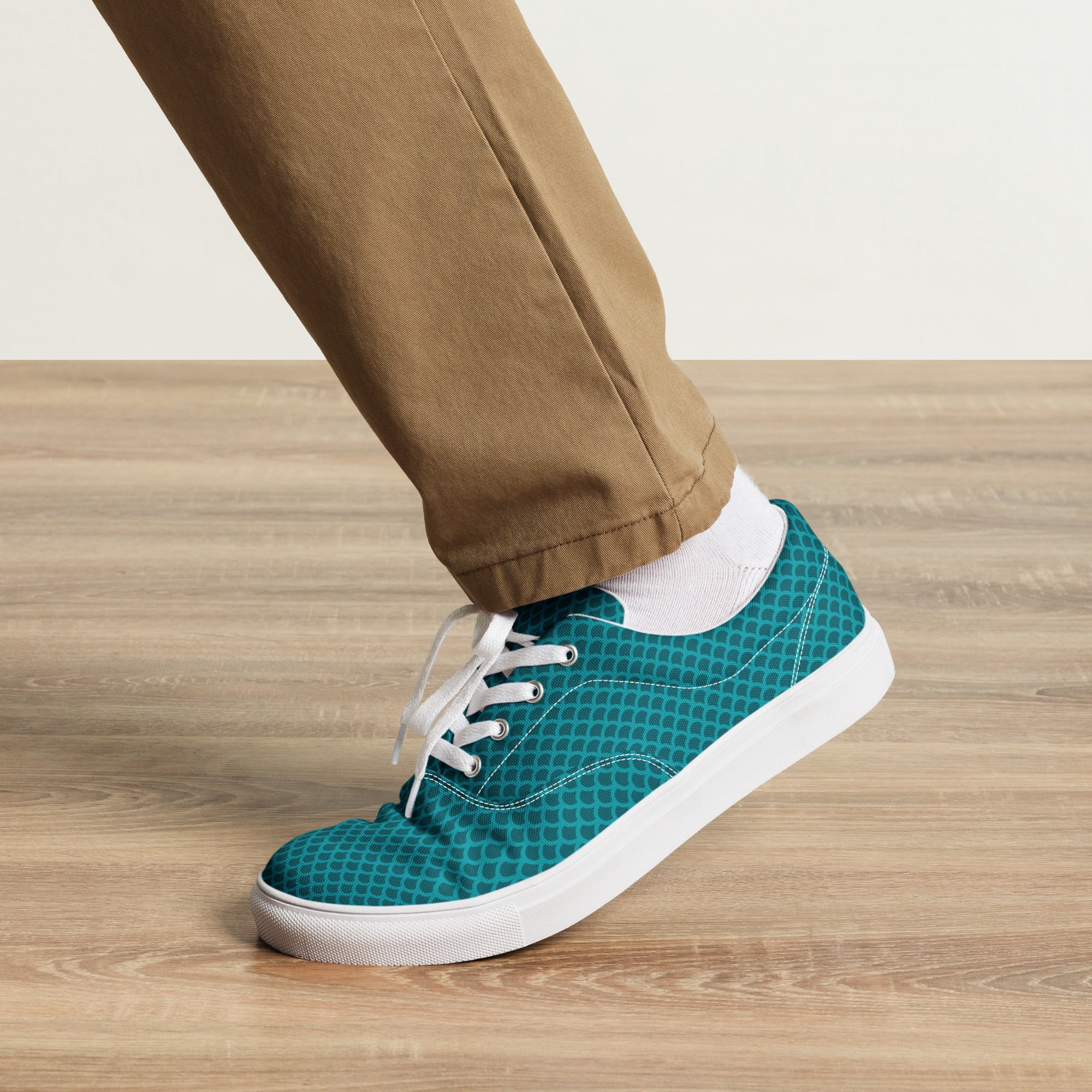 Men’s lace-up canvas