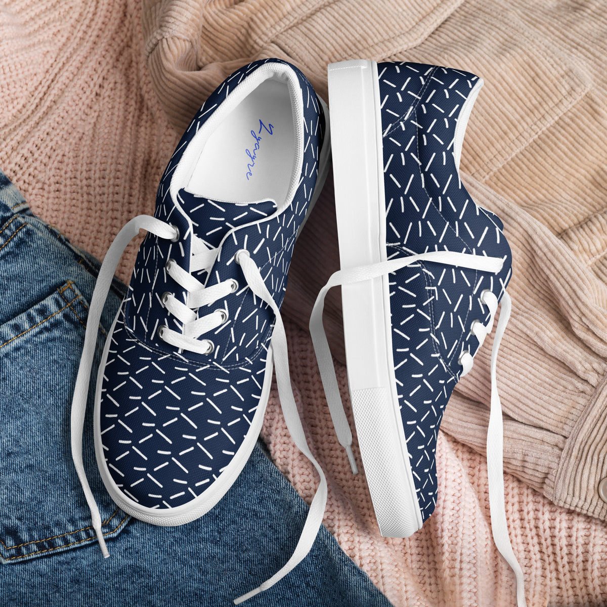 Men’s lace-up canvas