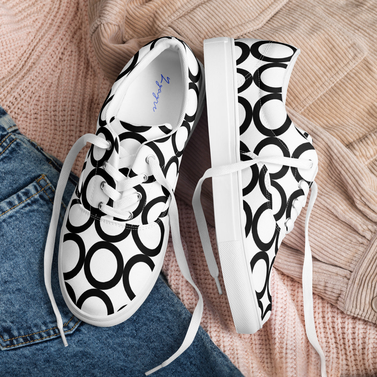 Men’s lace-up canvas