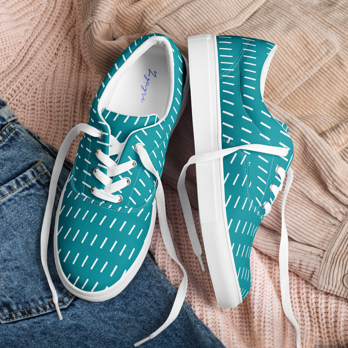 Men’s lace-up canvas