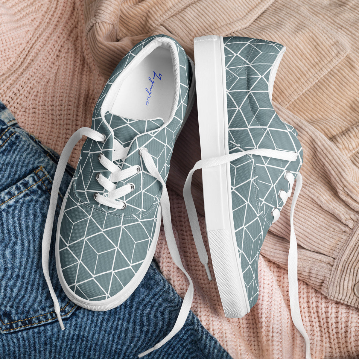 Men’s lace-up canvas