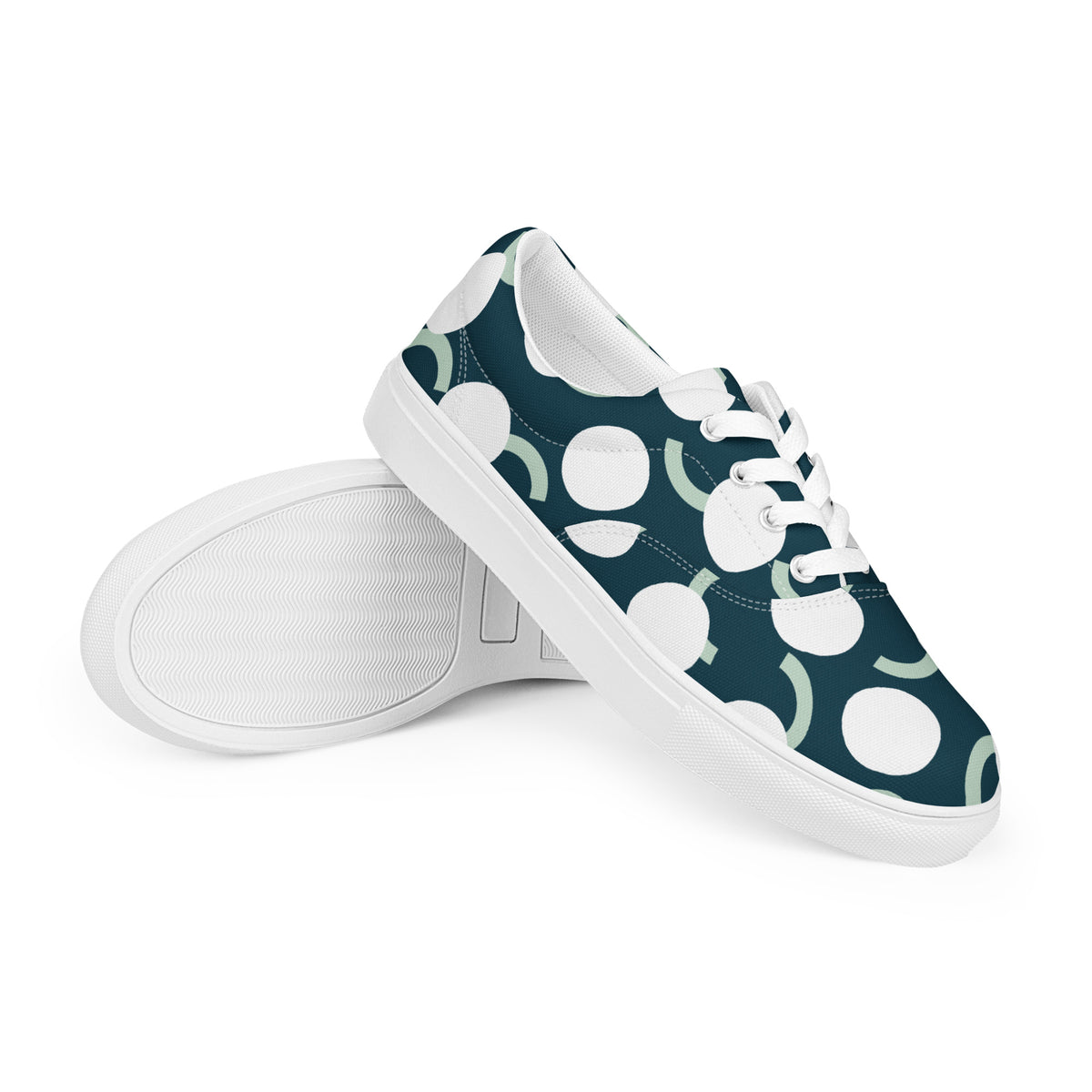 Men’s lace-up canvas