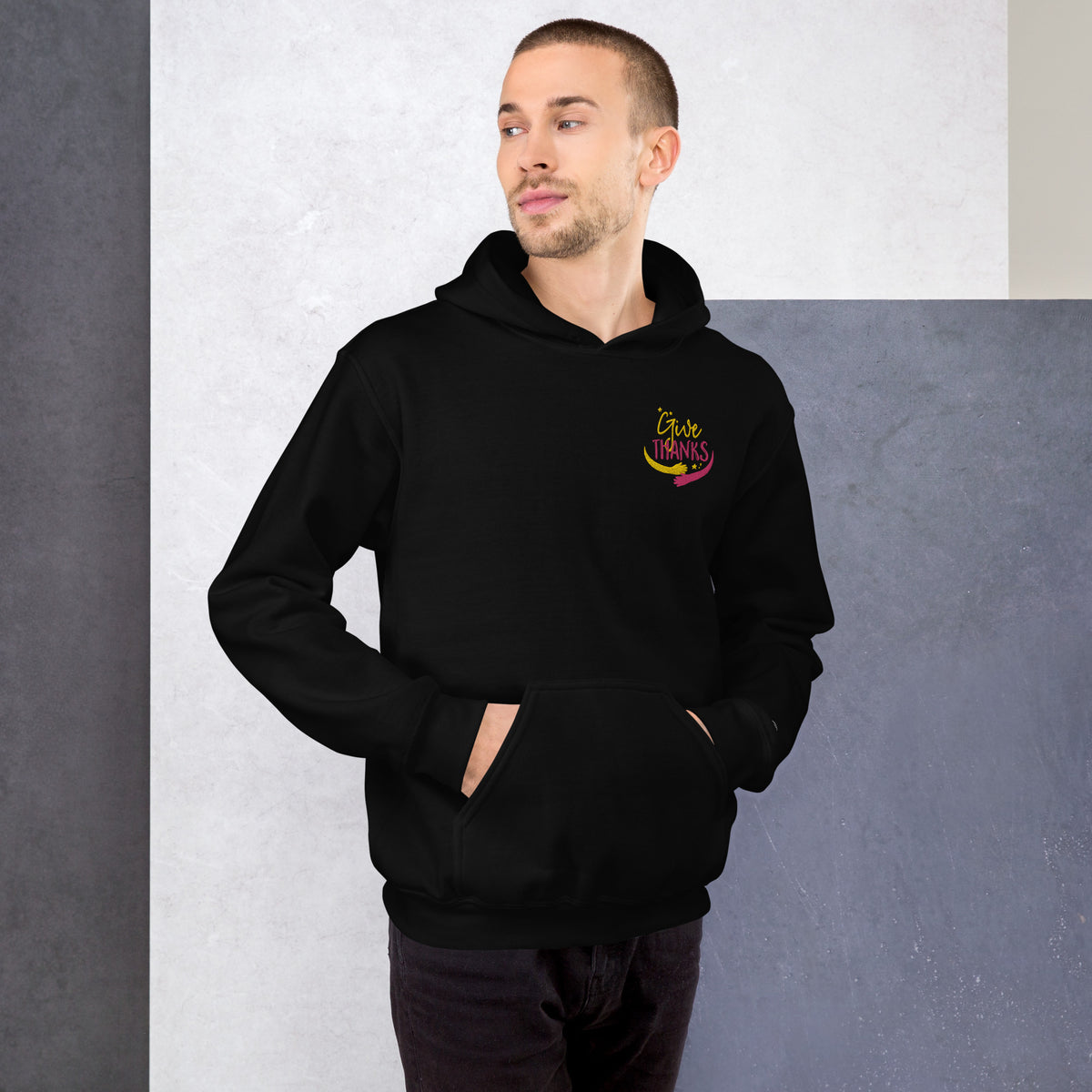 EMBROIDERED HEAVY BLEND PULLOVER HOODIE | GILDAN