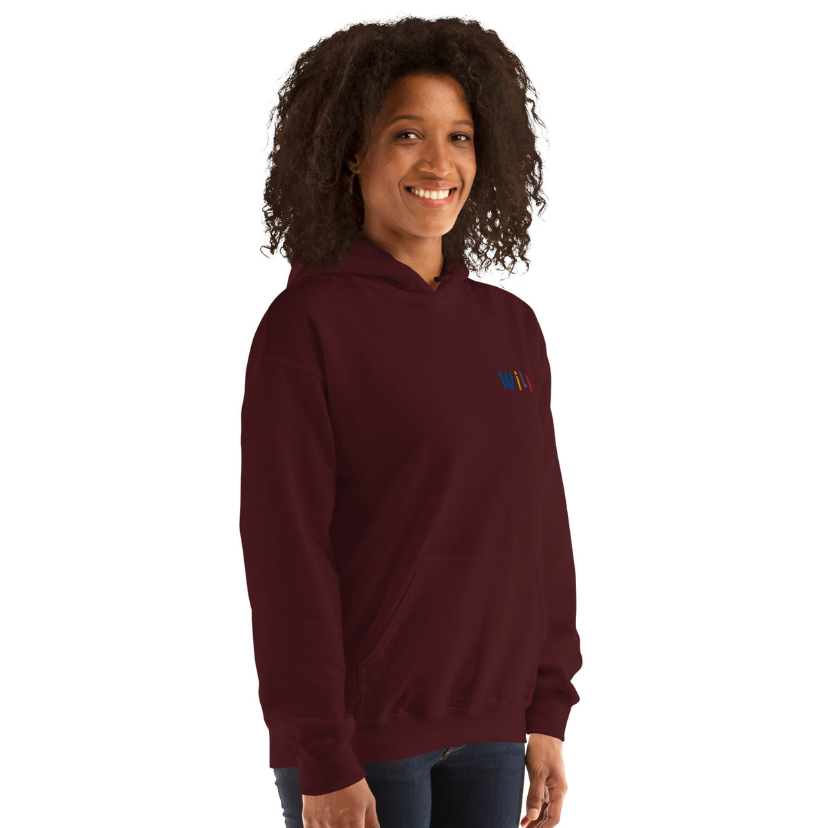 EMBROIDERED HEAVY BLEND PULLOVER HOODIE | GILDAN