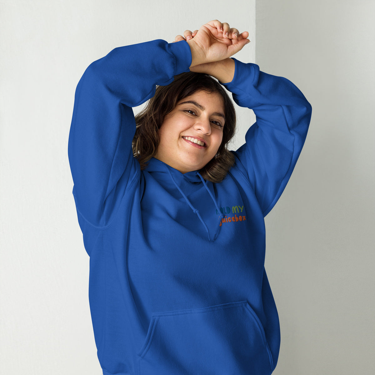EMBROIDERED HEAVY BLEND PULLOVER HOODIE | GILDAN